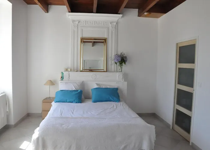 Salle De Reception Et Hebergements Rouffignac