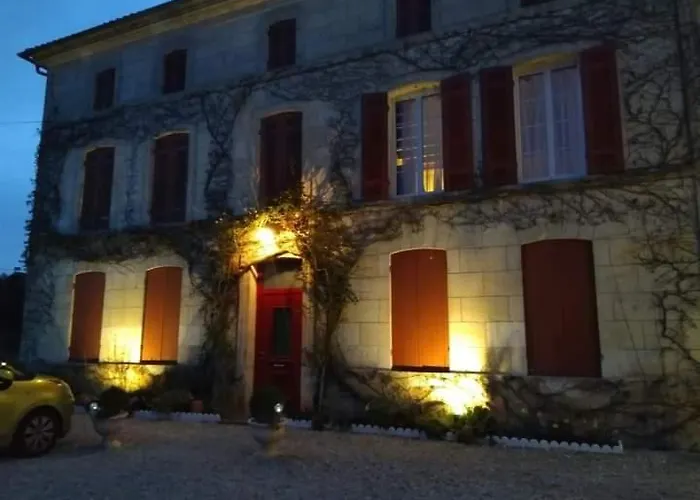 Salle De Reception Et Hebergements Villa Rouffignac